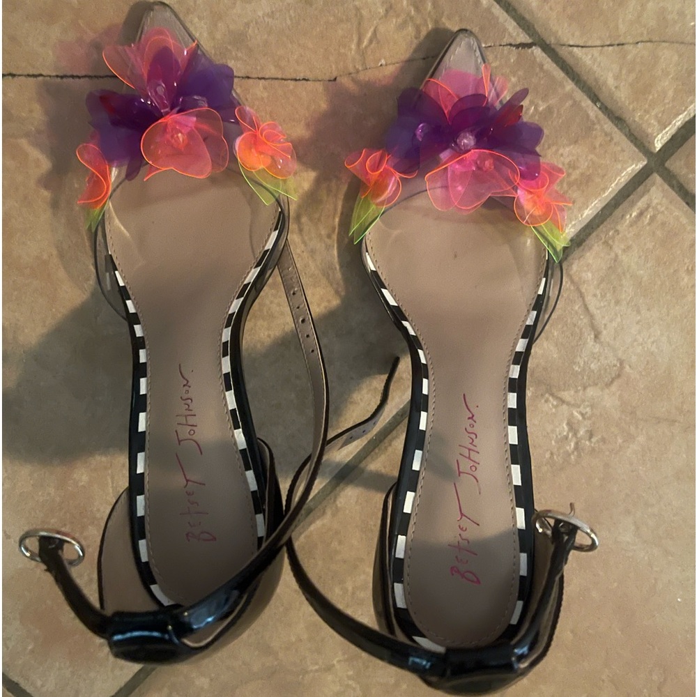 Betsey Johnson Black Patent Slingback Heels with Pink & Purple Floral Accents - Picture 2 of 3